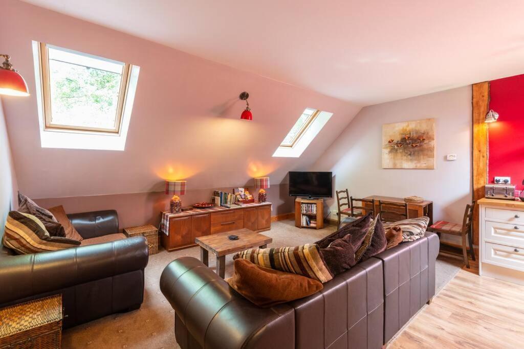 The Beeches Studio, Highlands Of Scotland Newtonmore Buitenkant foto