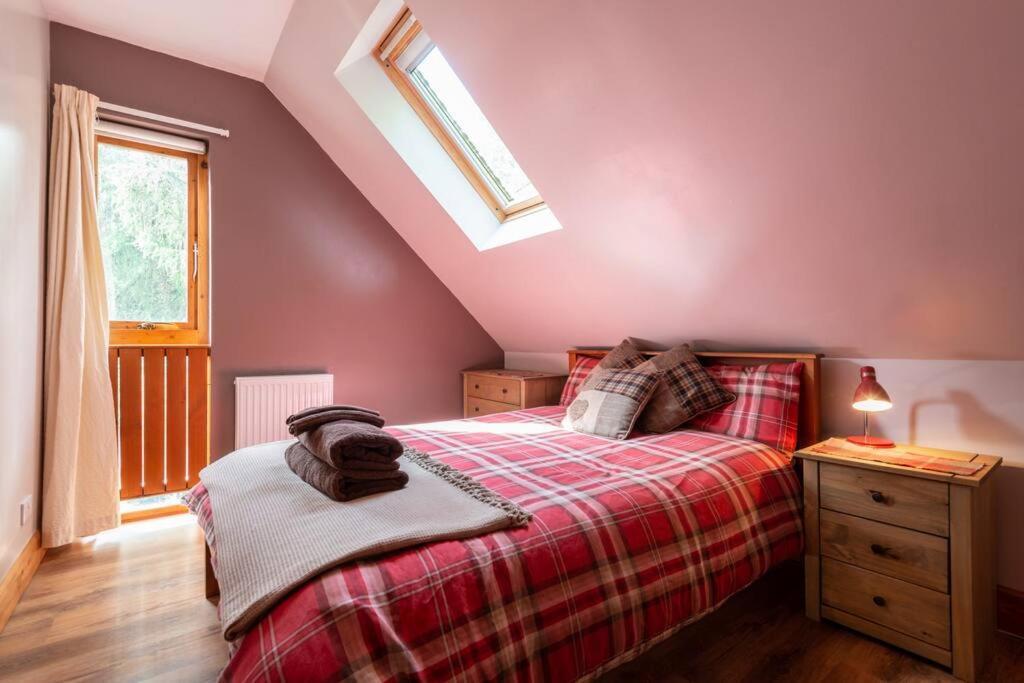The Beeches Studio, Highlands Of Scotland Newtonmore Buitenkant foto