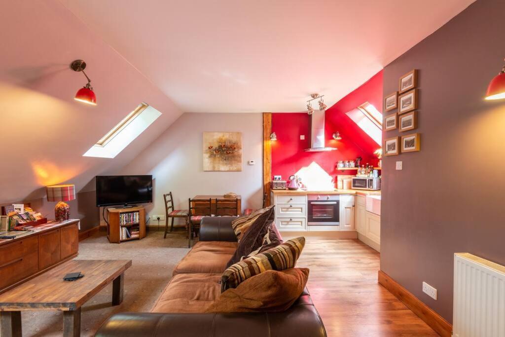 The Beeches Studio, Highlands Of Scotland Newtonmore Buitenkant foto