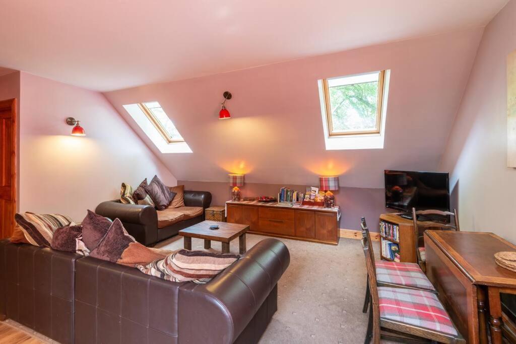 The Beeches Studio, Highlands Of Scotland Newtonmore Buitenkant foto