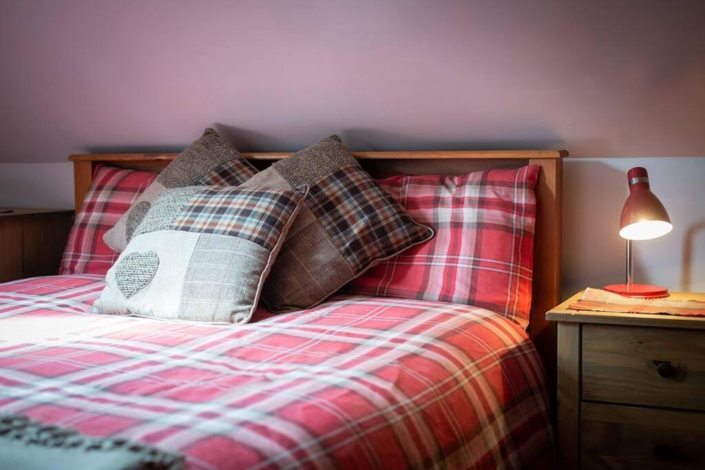 The Beeches Studio, Highlands Of Scotland Newtonmore Buitenkant foto